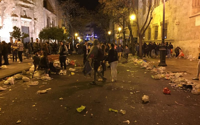 Suciedad, botellón y protección del patrimonio, principales problemas de las Fallas 2019